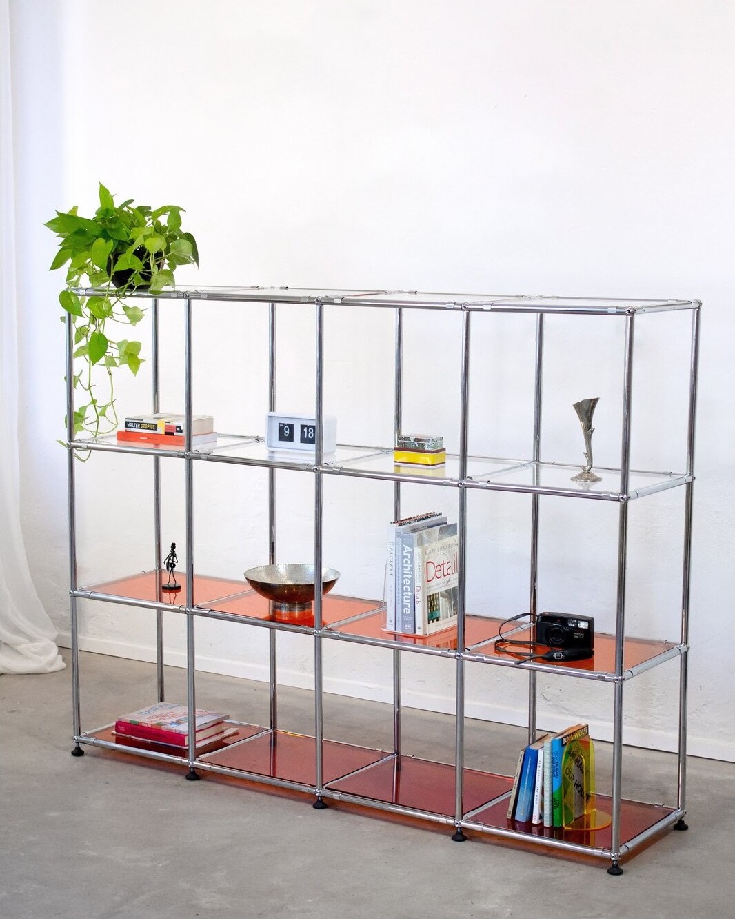 TUB-A404 Biblioteca / Divisor de Ambientes