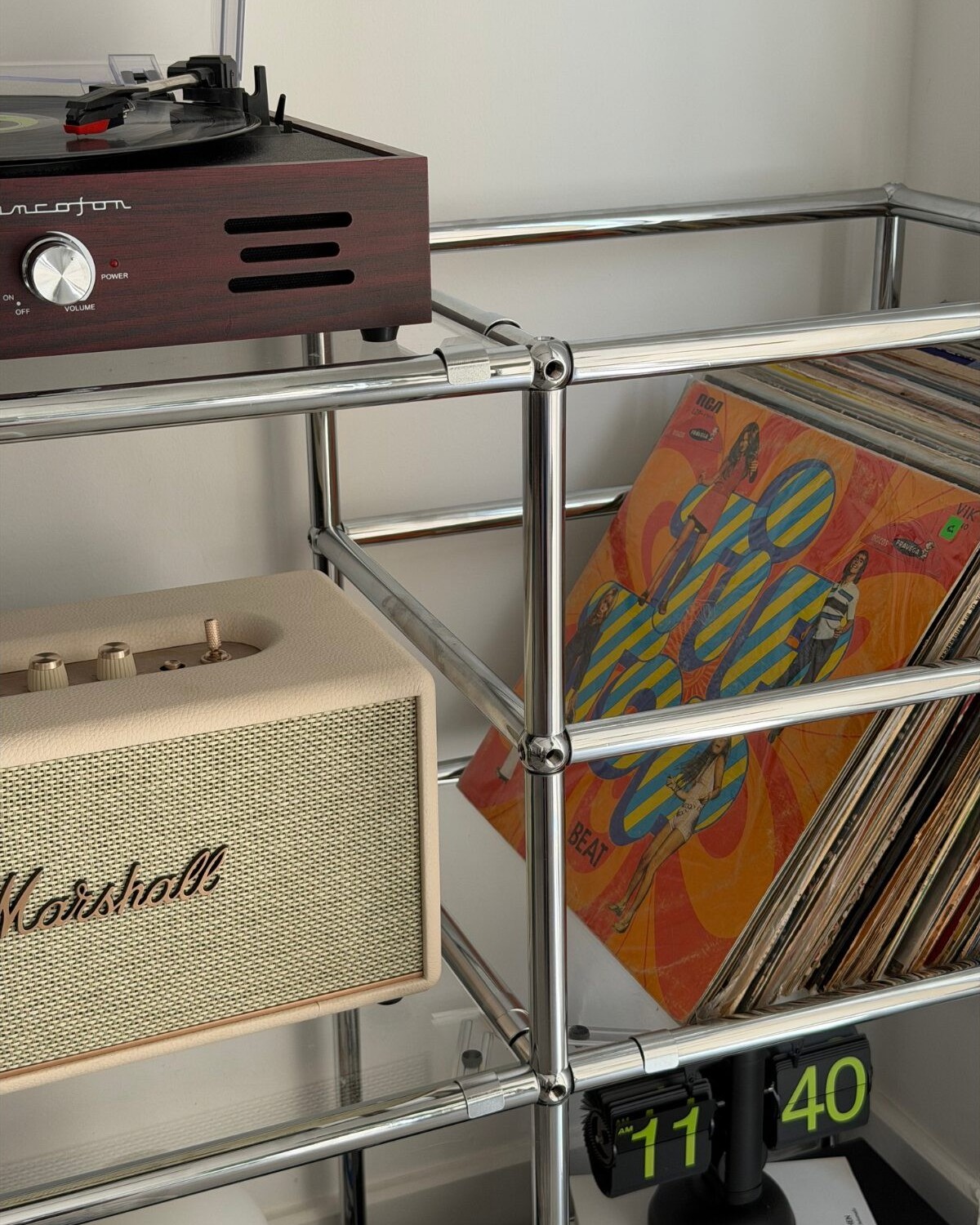 TUB-A203VS Vinilero con Separadores
